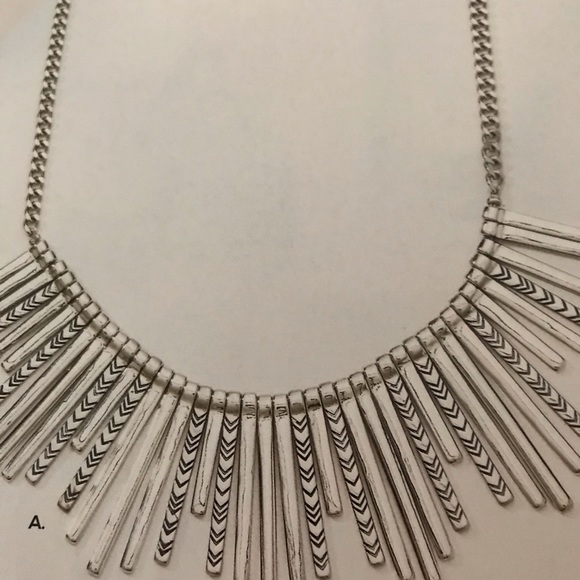 Jewelry - Picture 1 of 3